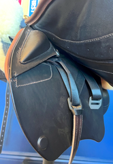 17" DMK Peak Show Jumping Saddle. Semi-curved Tree. Forward Cut flap. Fixed hi-wedge block. Rent, Buy Demo, or Purchase New only at Delfina Saddlery.