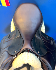 18" DMK Peak Show Jumping Saddle. Curved Tree. Forward Cut flap. Fixed curved block. Rent, Buy Demo, or Purchase New only at Delfina Saddlery.