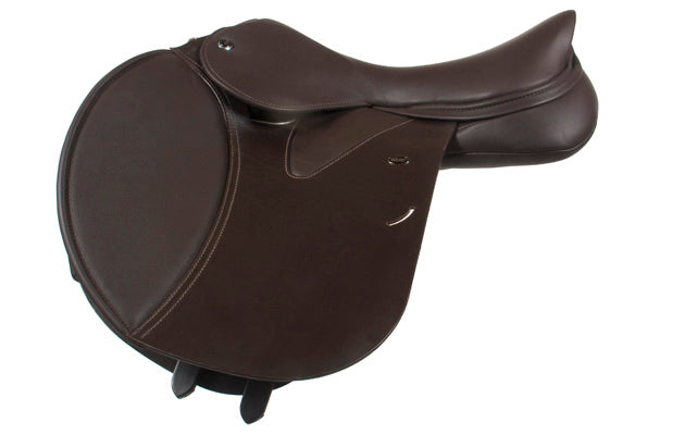WOW Classique Jump Saddle with wool panels standard in brown