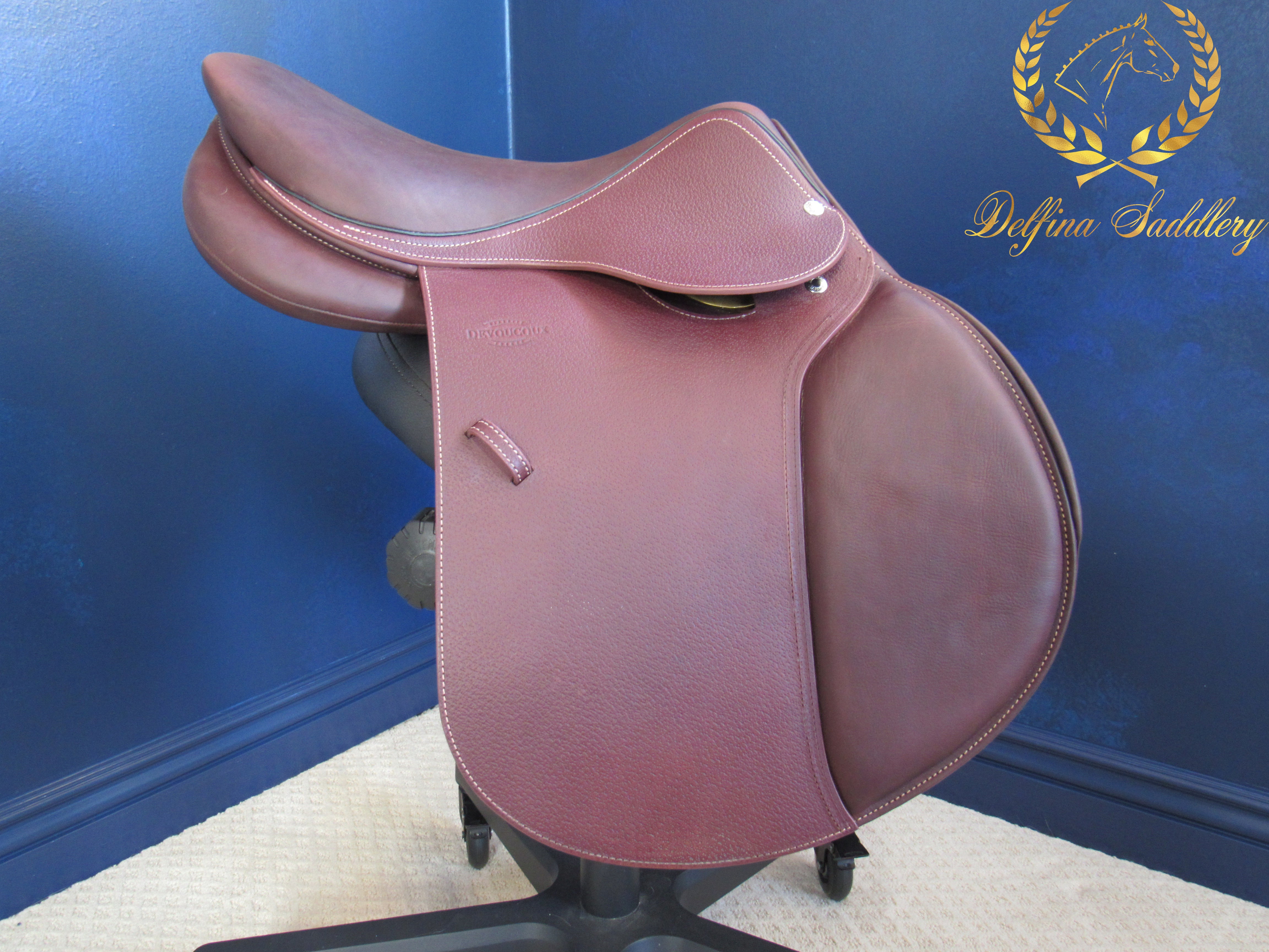 2023 16.5" Devoucoux Biarritz S / Buffalo / 3AA / 4-10 3-10 / Warmblood Panels / Arcade Normale / Brand New, Save Thousands