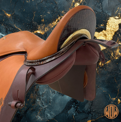 Movable-Block Baroque Saddle from WOW with stirrup keepers and xairel strap