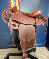 17" WOW Western Saddle + Korrector Pad - Flat Tree