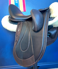 17" WOW Pinnacle Dressage - Curved Tree