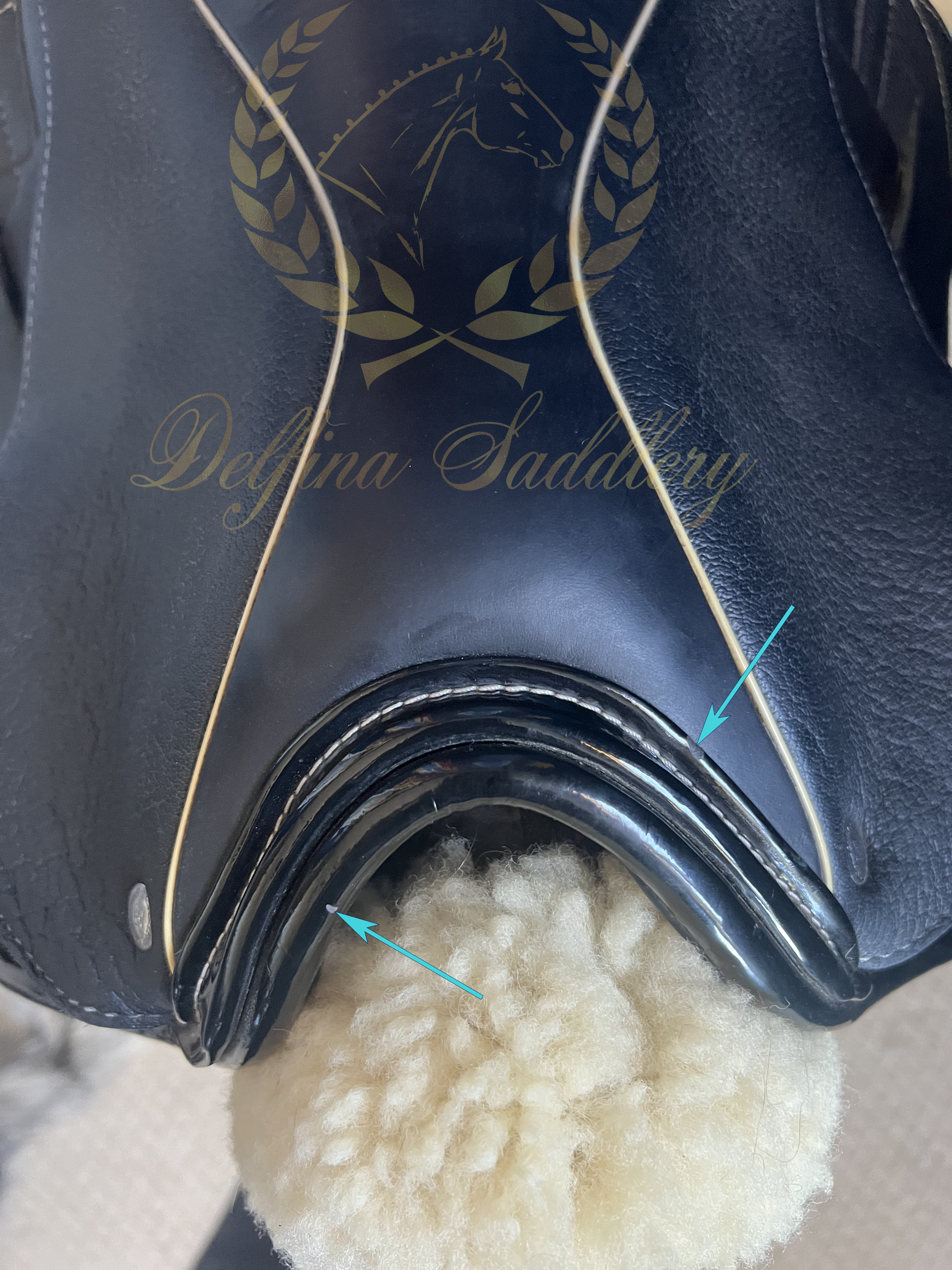 17.5" Custom Saddlery Icon Coda W / 26 / Full Buffalo **Wool Flocked**