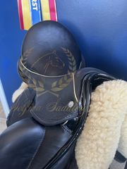 17.5" Custom Saddlery Icon Coda W / 26 / Full Buffalo **Wool Flocked**