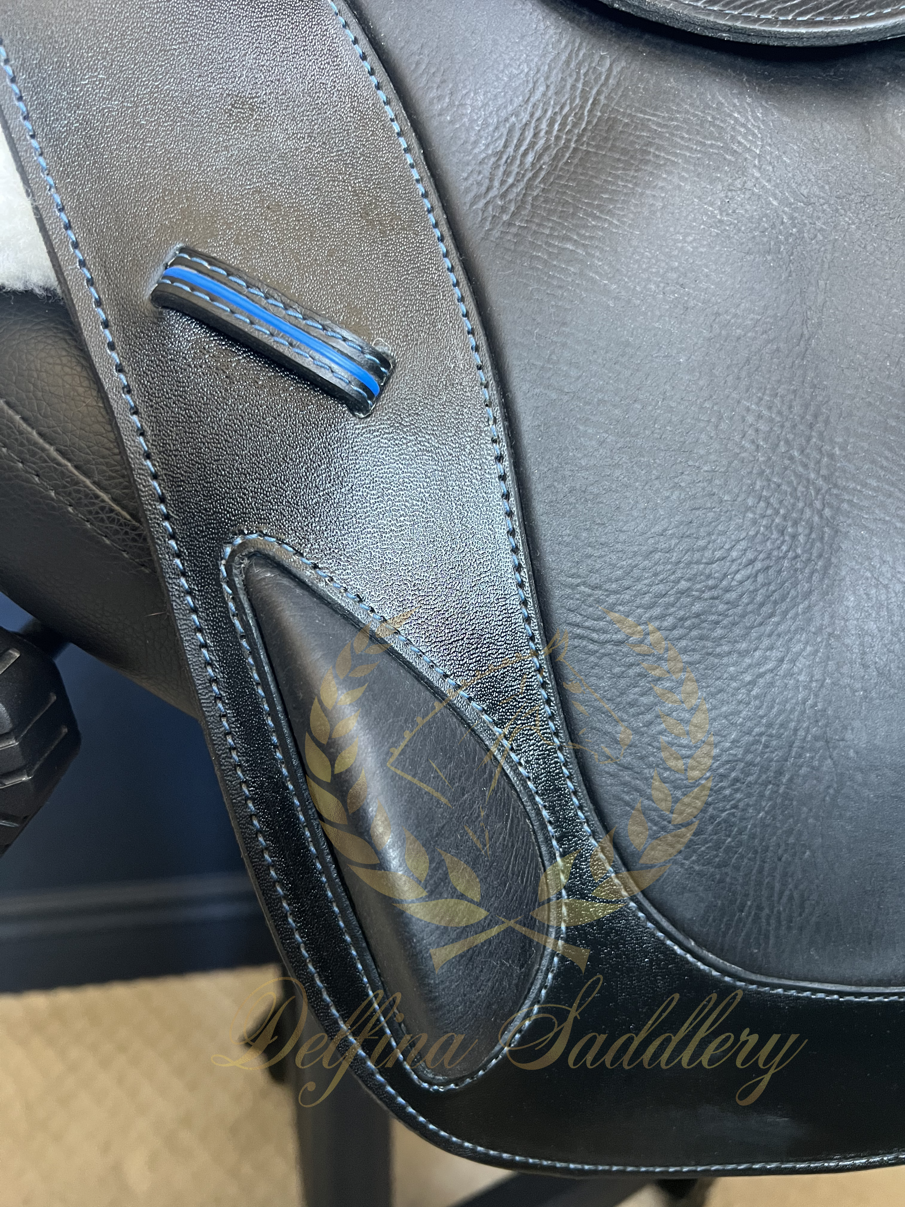 17" Custom Saddlery Monte Carlo / Black Vienna Buffalo / Blue Welting **Wool Flocked**