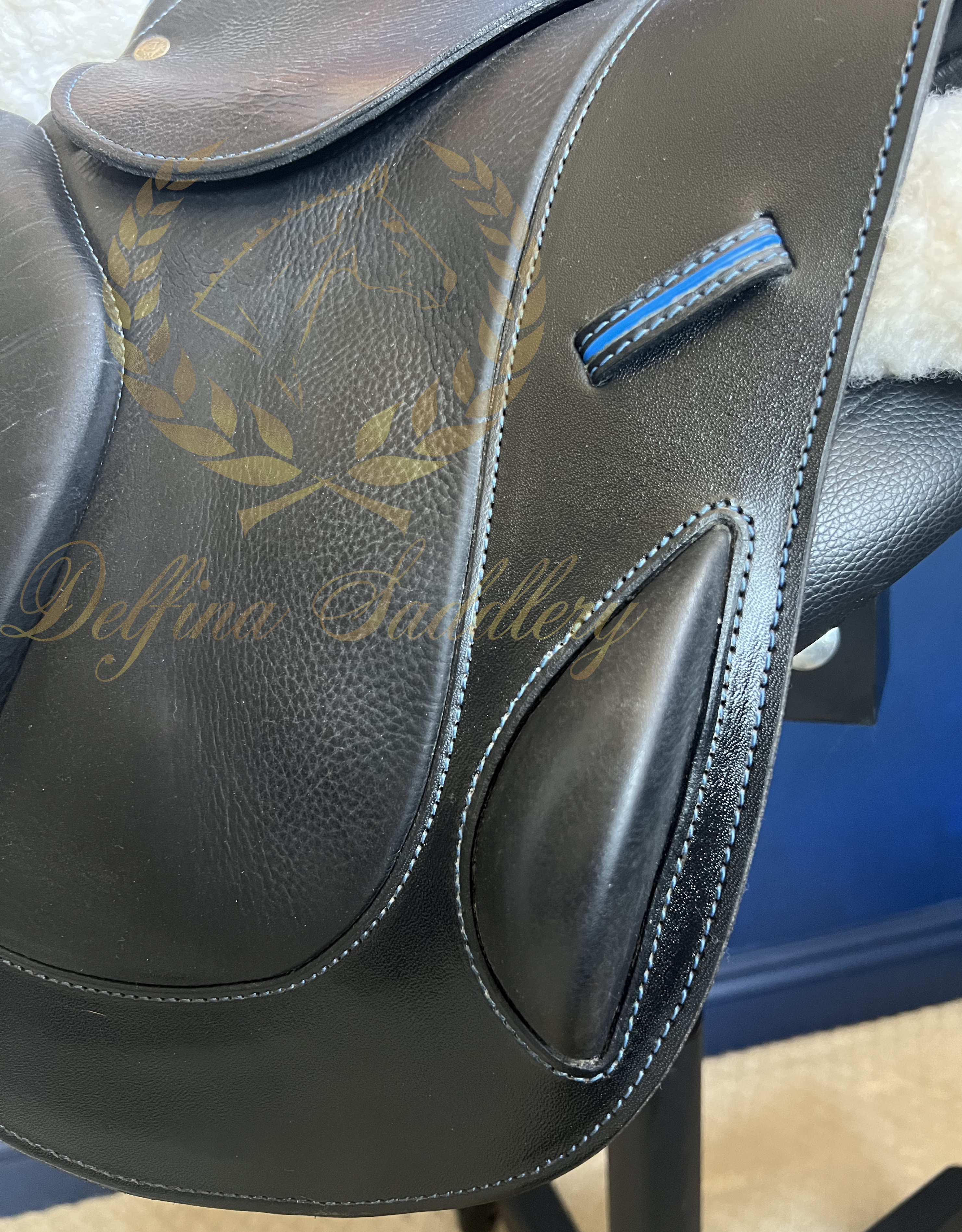 17" Custom Saddlery Monte Carlo / Black Vienna Buffalo / Blue Welting **Wool Flocked**