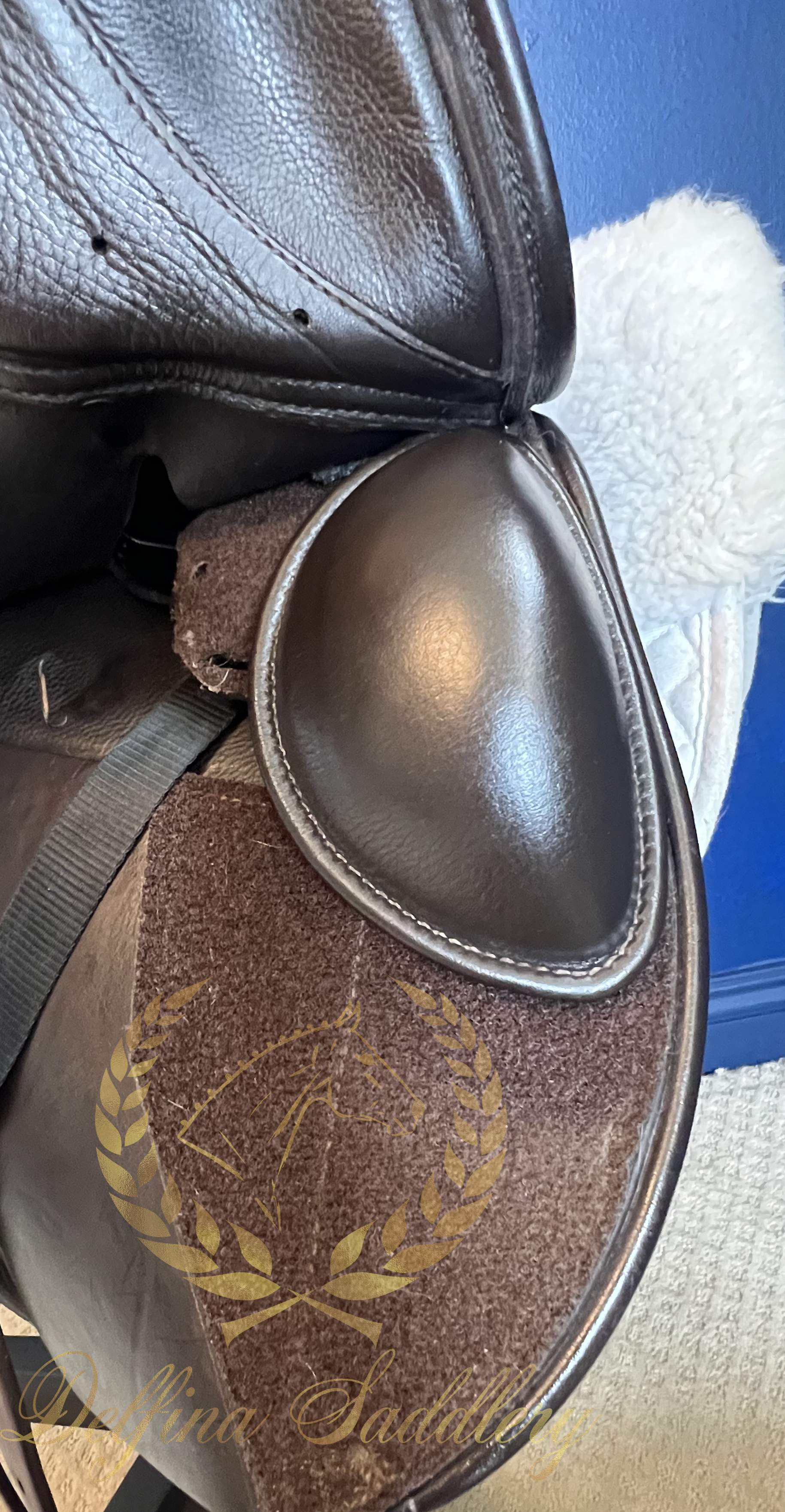 18" WOW DMK Show Jumping Dual-Flap Saddle